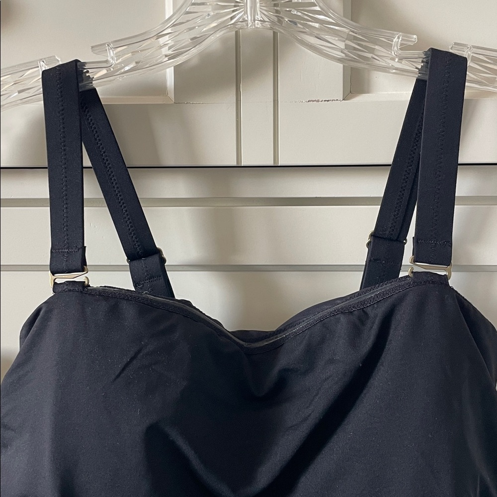 Land's End Women'S Black One-Piece Swim Suit w/ D-Cup Support Bra Full Coverage - Picture 2 of 8